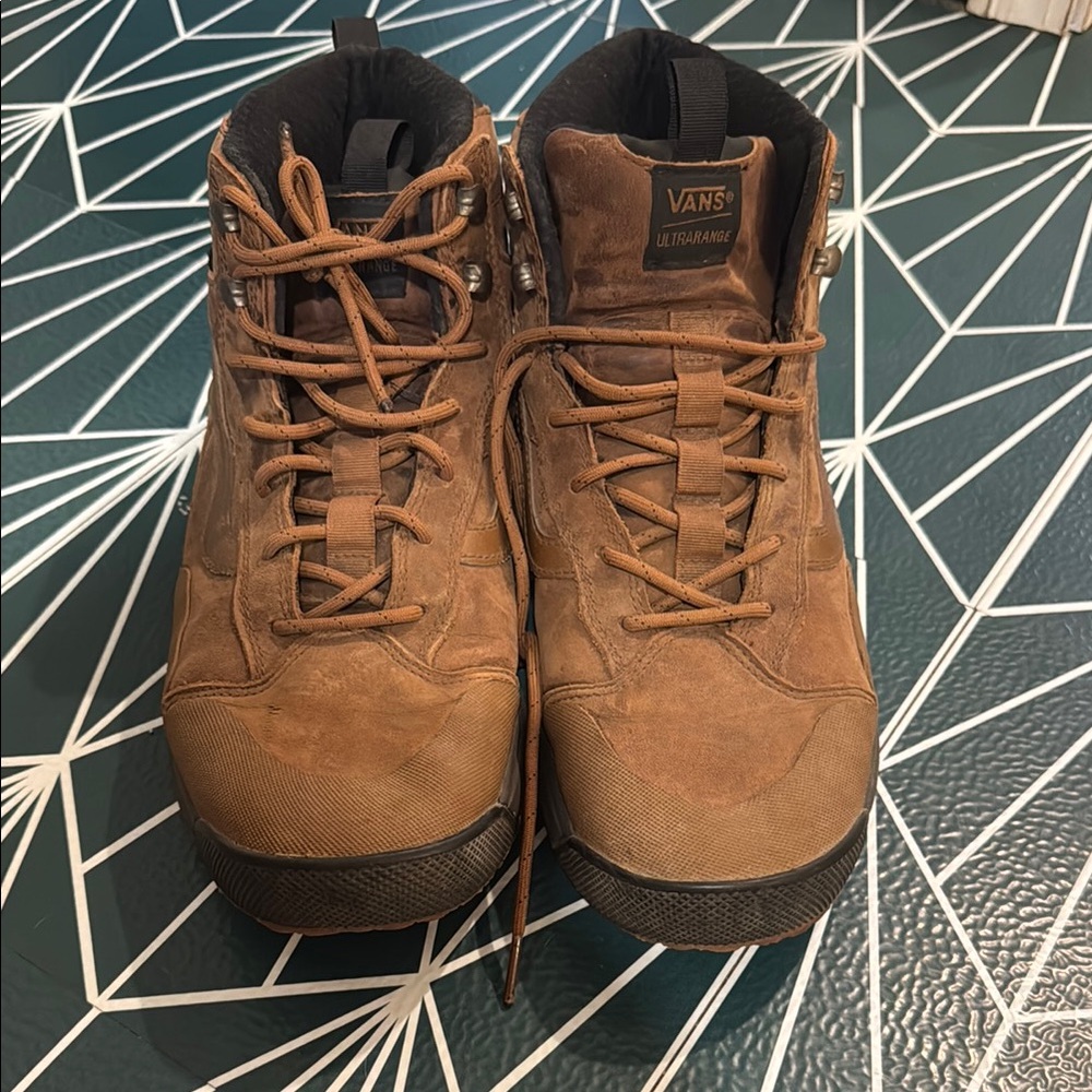 Vans Men's ultra range exo hi-mte 1